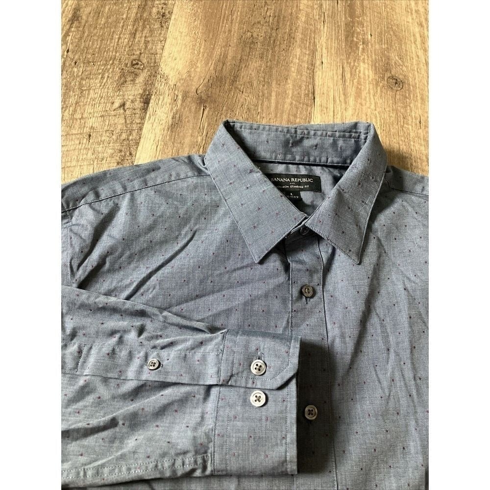 Banana Republic Mens Non-Iron Standard Fit Shirt Blue Burgundy Dot Large 16-16.5